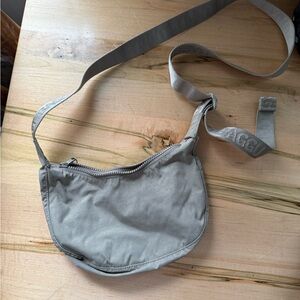 BAGGU Small Crescent Bag Dove